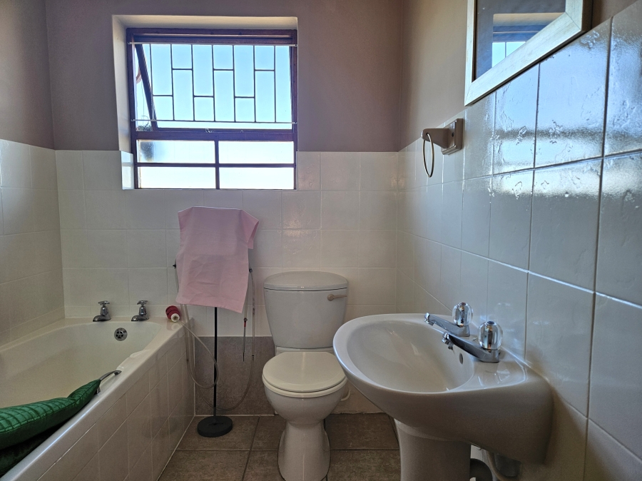 3 Bedroom Property for Sale in Noorsekloof Eastern Cape
